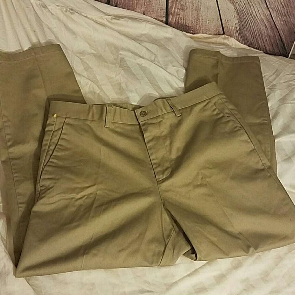 Men's dockers