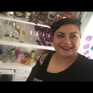 Meet your Posher, Julie