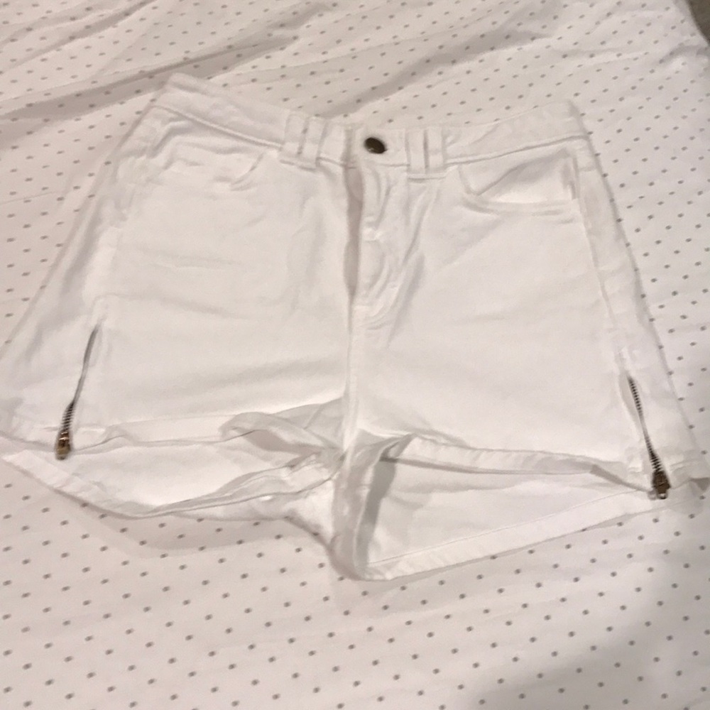 white high waisted shorts