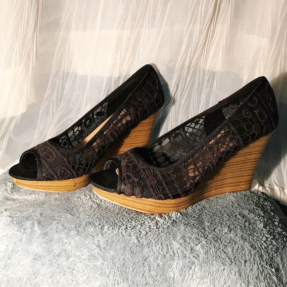 Peep Toe Embroidered Mesh Wedge - Picture 2 of 5