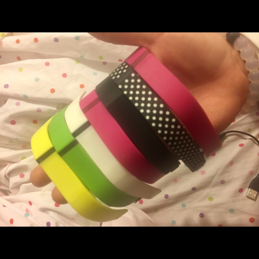 Fitbit flex & bands - Picture 2 of 3