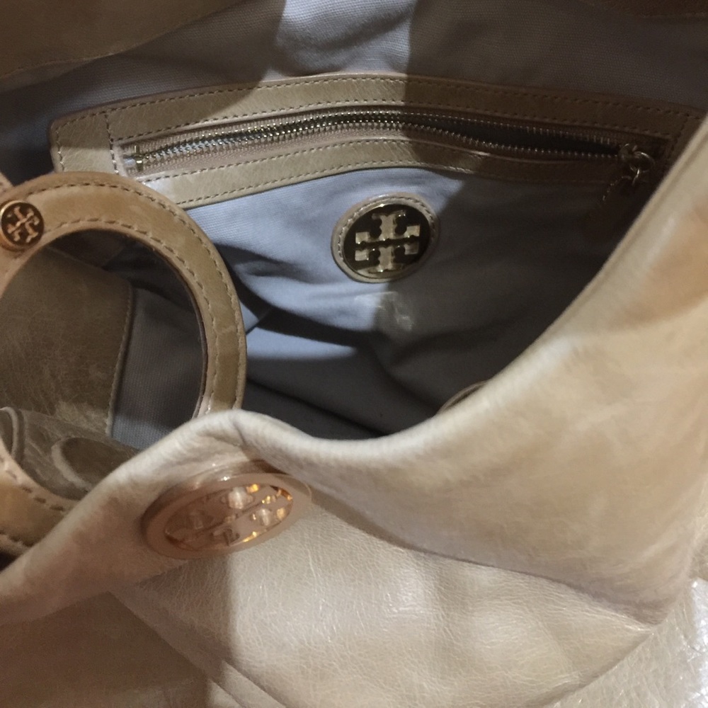 Tory Burch Dena Leather Hobo - Picture 4 of 8