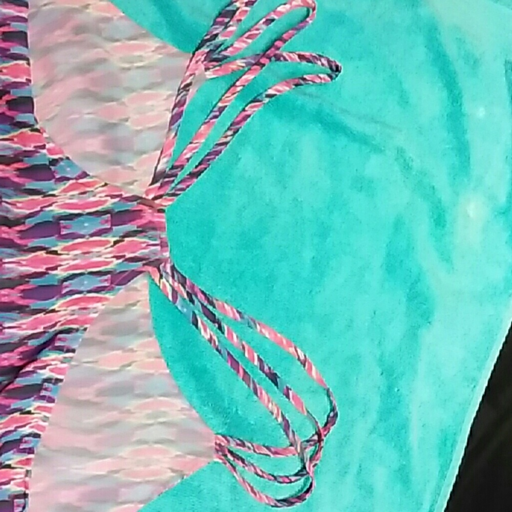 Dress - Picture 3 of 4