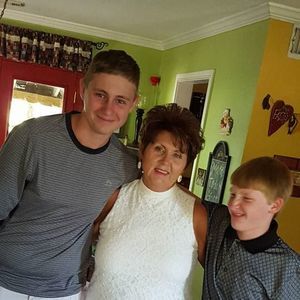 Meet your Posher, Deborah