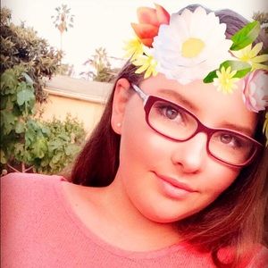 Meet your Posher, Elle