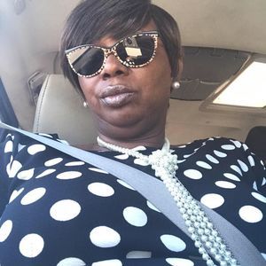 Meet your Posher, Sharon