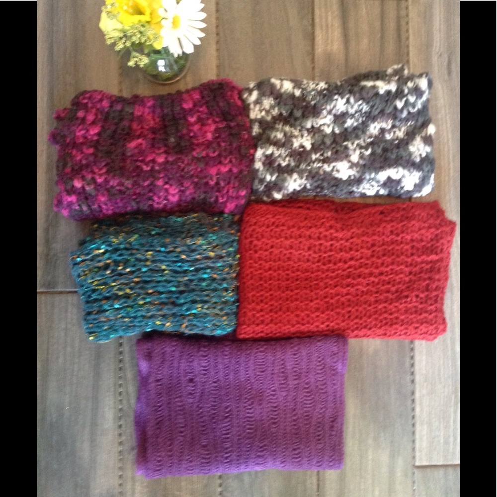 Bundle of scarfs