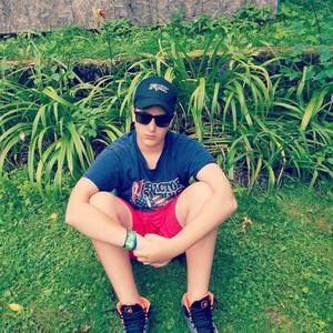 Meet your Posher, Adam