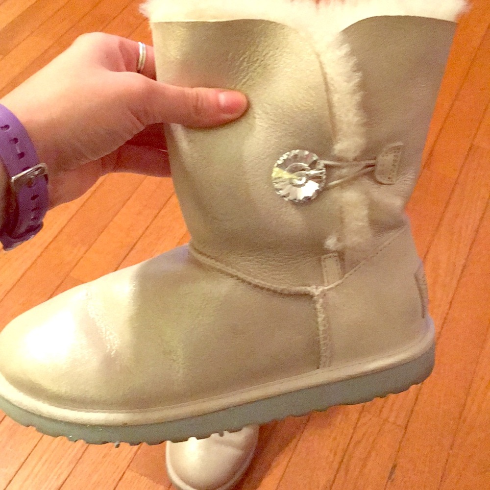 Ugh Australia wedding edition ugh boots size 6