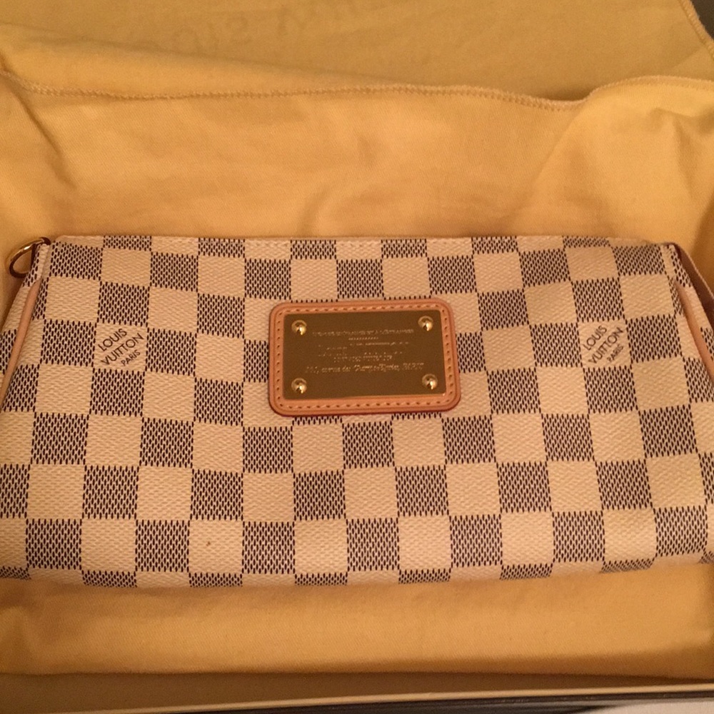 Louis Vuitton Crossbody