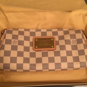 Louis Vuitton Crossbody