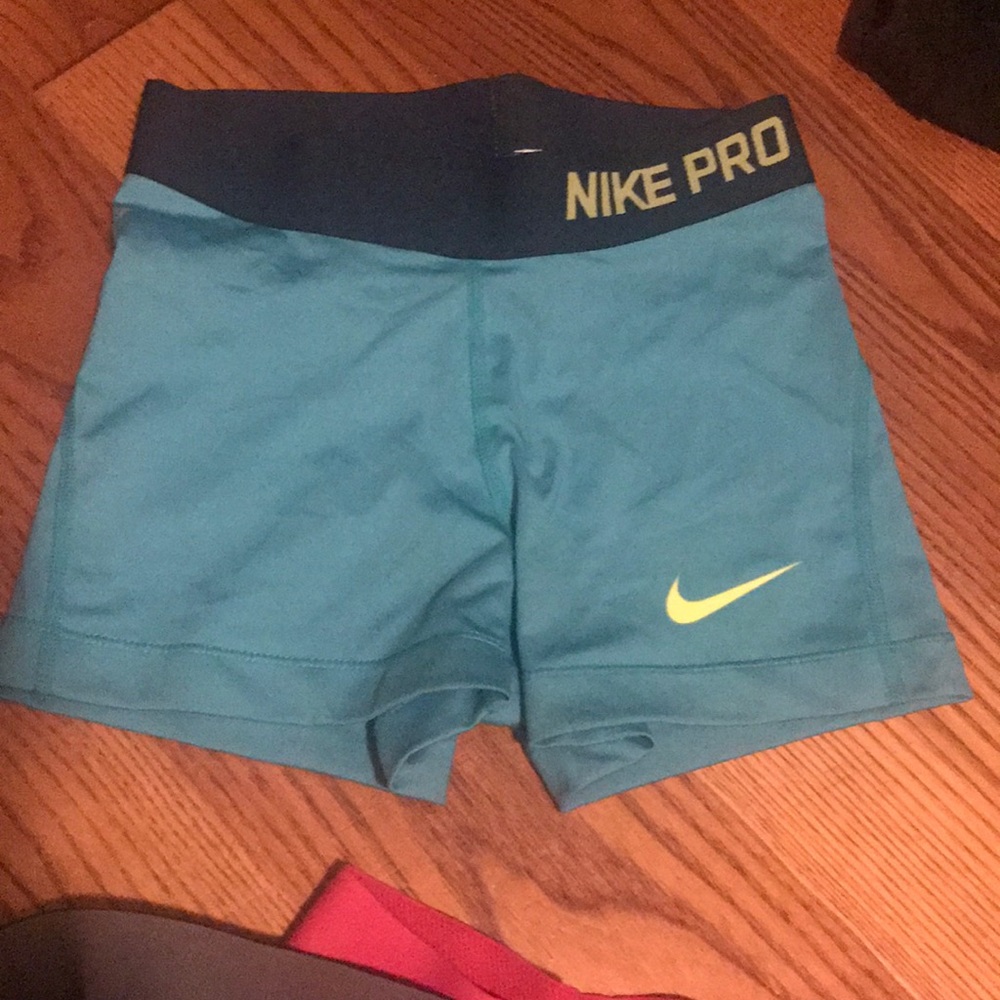 Nike pro spandex