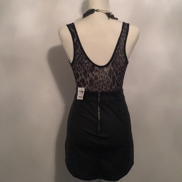 NWT Charlotte Russe Faux Leather Skirt - Picture 2 of 3