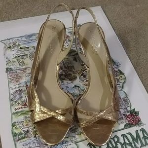 Naturalizer N5 Comfort gold textured strappy heels