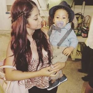 Meet your Posher, Emily