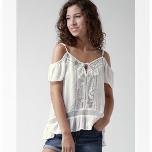 Forever 21 Lace Cold Shoulder Top