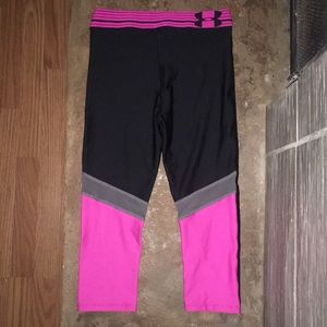 Under armour cropped leggings