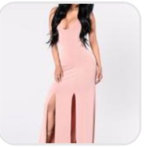 🌷Two tier slit maxi dress🌸