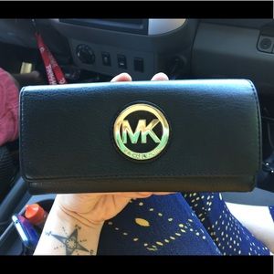 *FINAL PRICE* Michael Kors Wallet