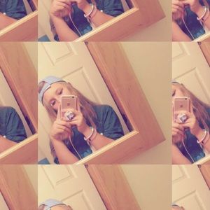 Meet your Posher, Madison