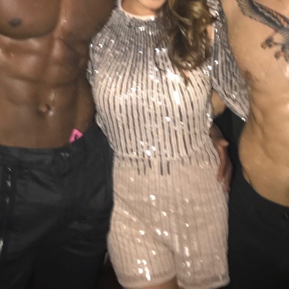 Blackless Skort. Worn once. STEAL THE SHOW! - Picture 2 of 3