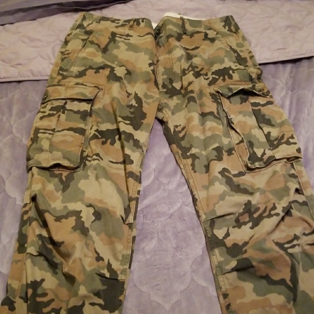 Levi cargo pants