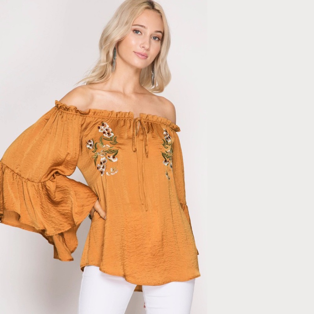 Off-Shoulder Floral Embroidery Top