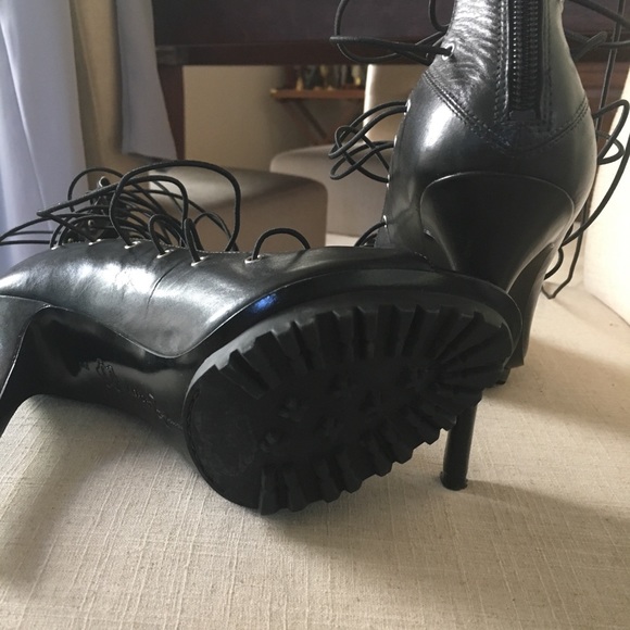 Black high heeled gladiator sandal , zips up - Picture 3 of 7