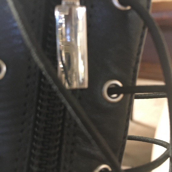 Black high heeled gladiator sandal , zips up - Picture 5 of 7