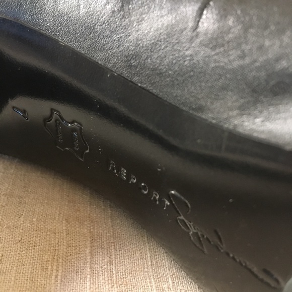 Black high heeled gladiator sandal , zips up - Picture 6 of 7