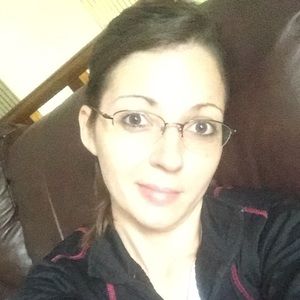 Meet your Posher, Felicia