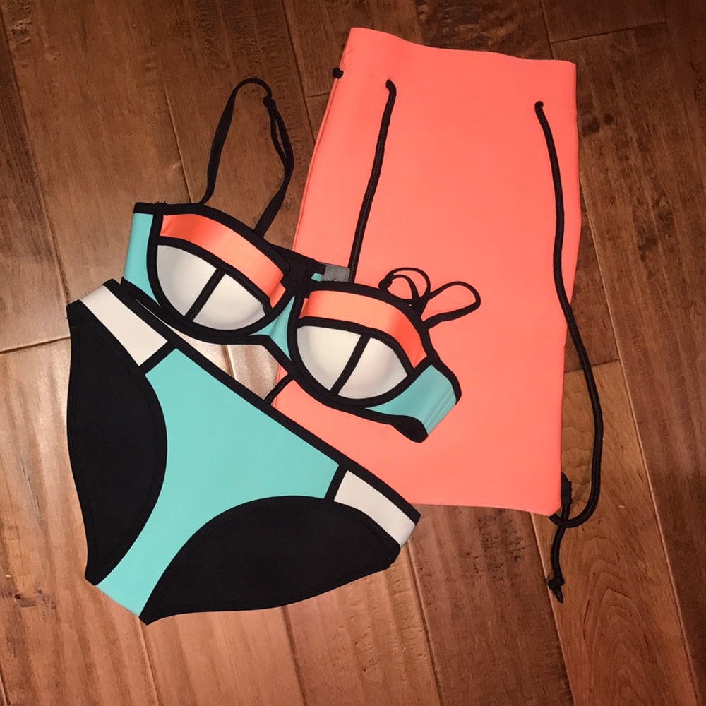 AUTHENTIC TRIANGL SWIMSUIT