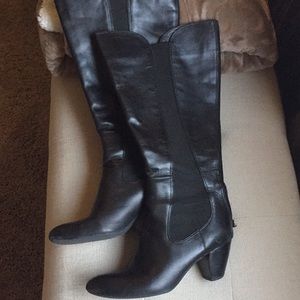 Black Wide Calf Leather Boots