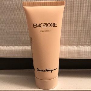 Salvatore Ferragamo Emozione Body Lotion
