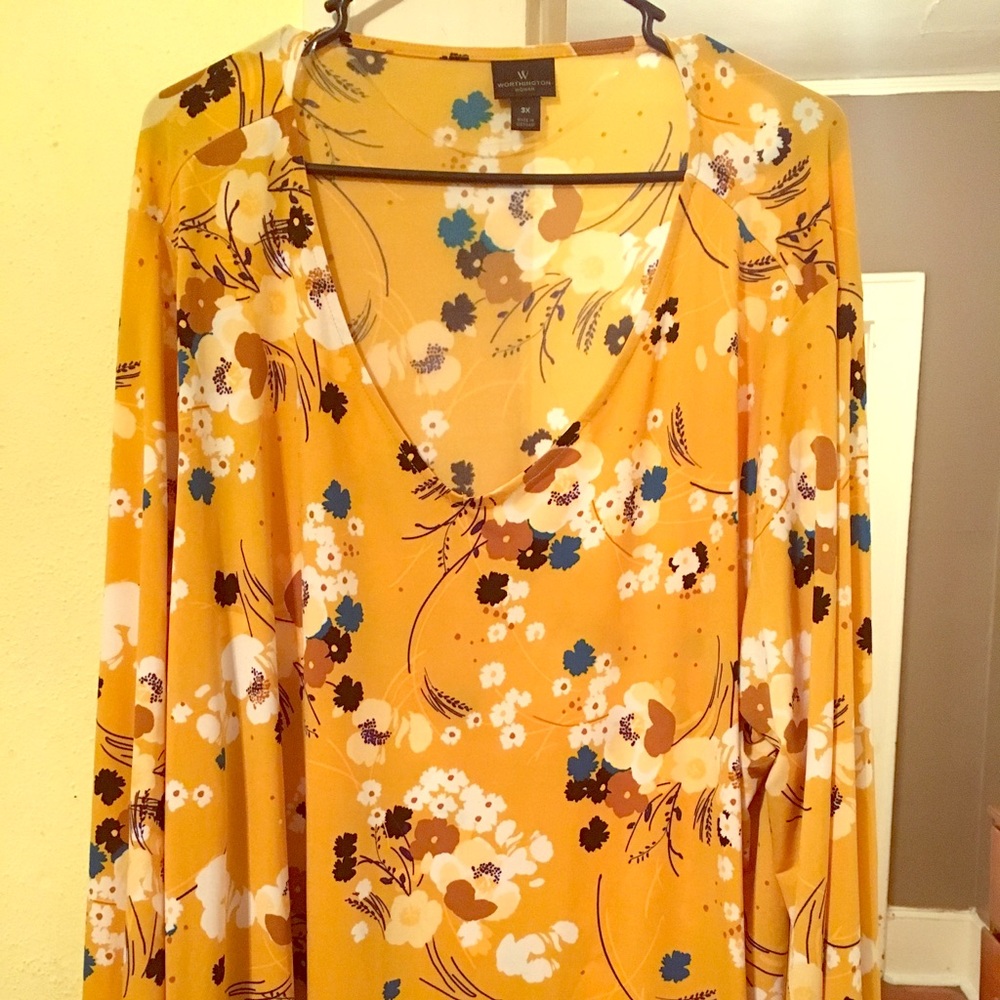 A beautiful blouse for fall.