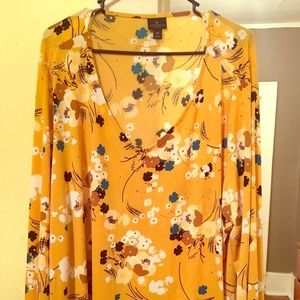 A beautiful blouse for fall.