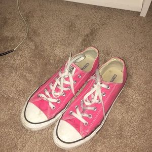 Pink converse