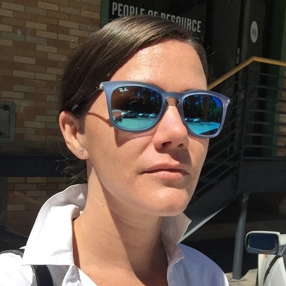 Meet your Posher, Carolyn