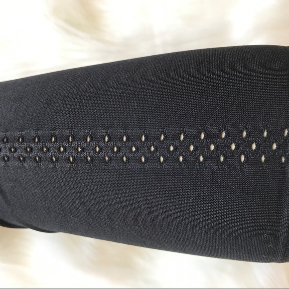 Black active legging capris - Picture 4 of 5