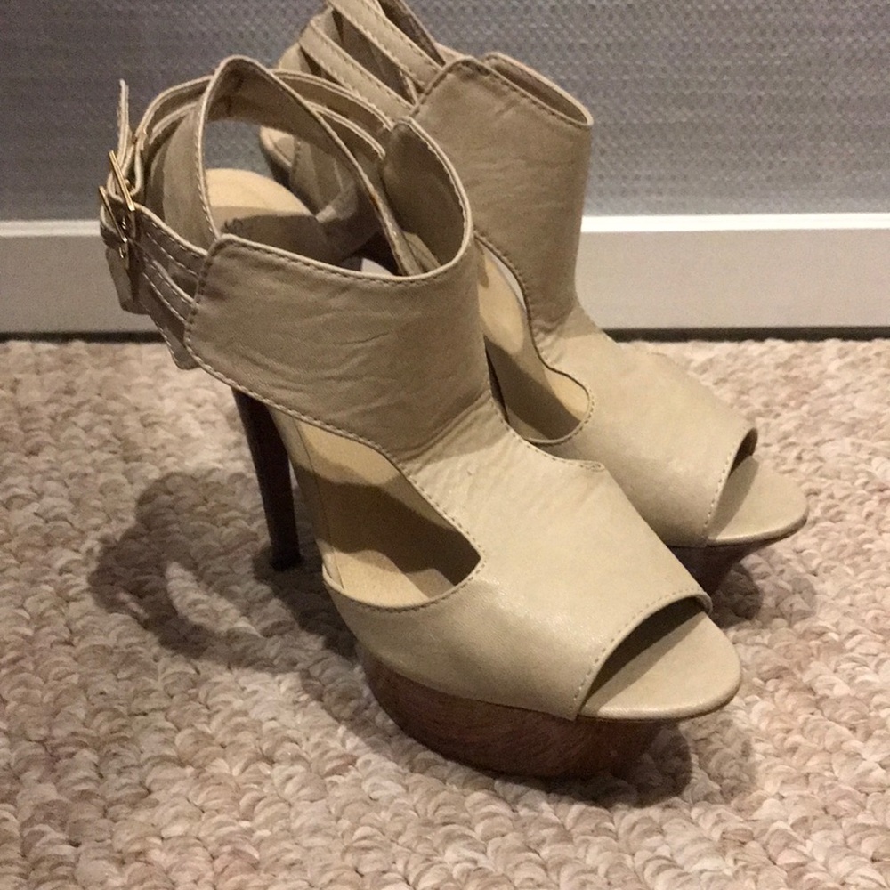 Shoe dazzle
