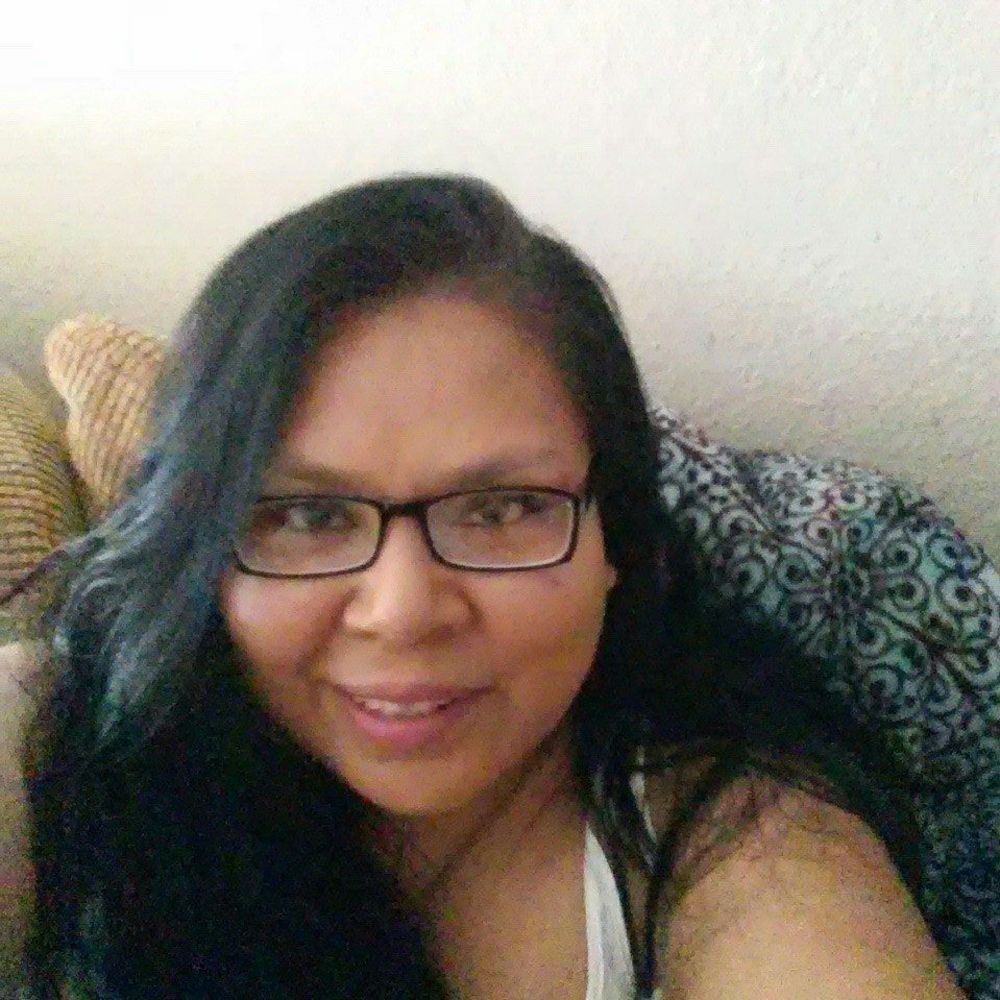 Meet your Posher, Ella