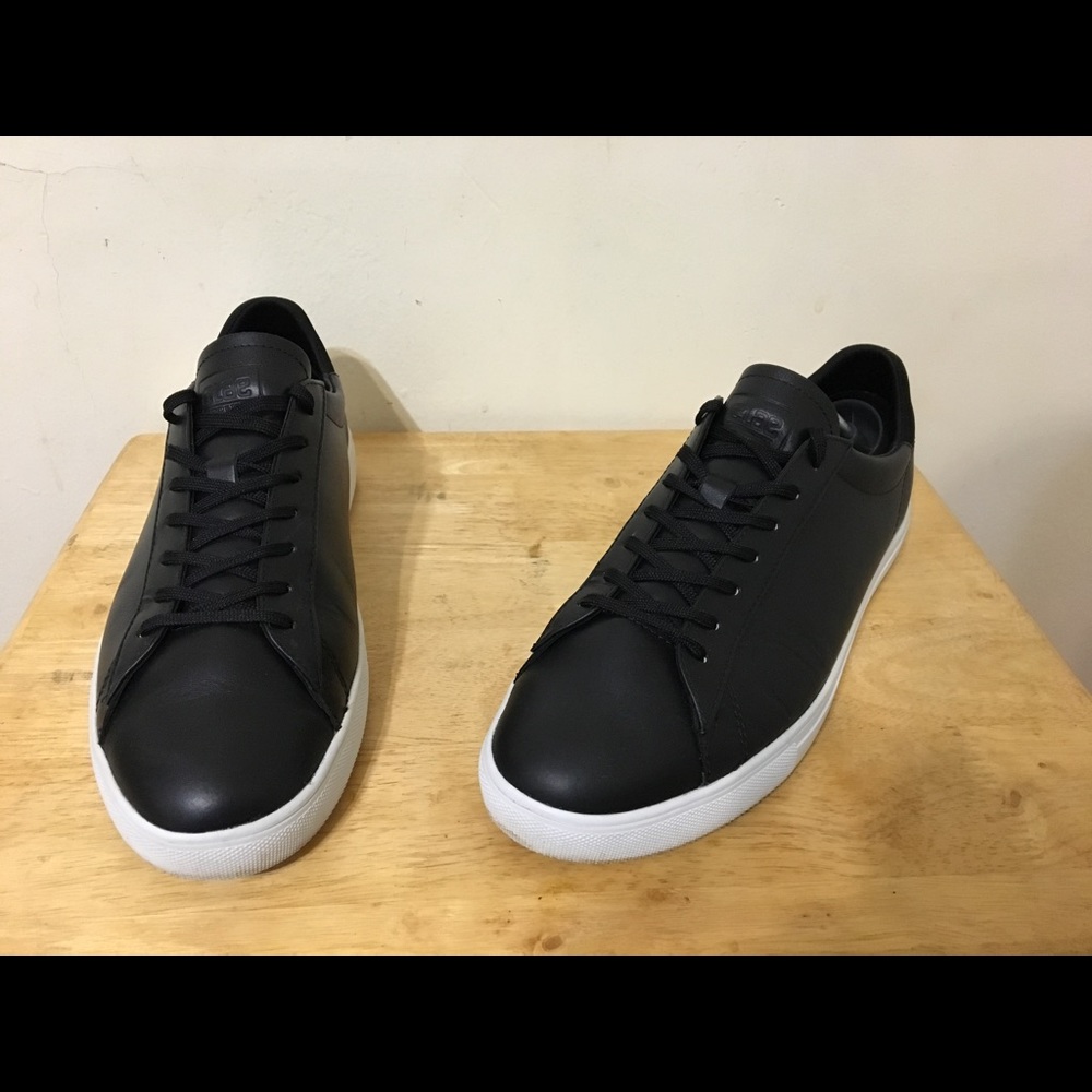 Premium Clae Low Sneakers