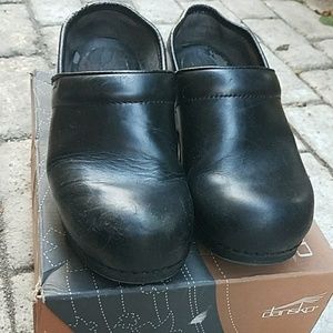 Very used clogs