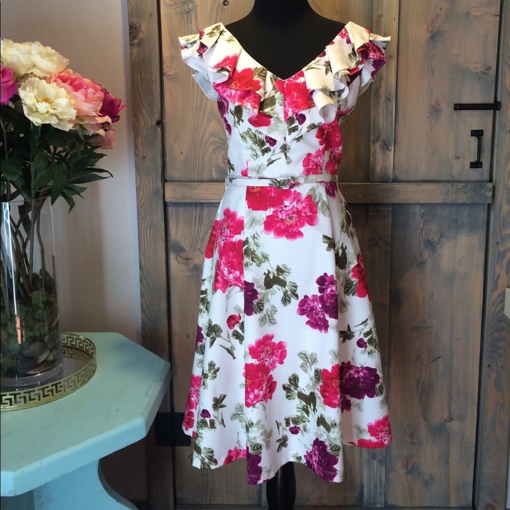 NWT Floral Cocktail Dress