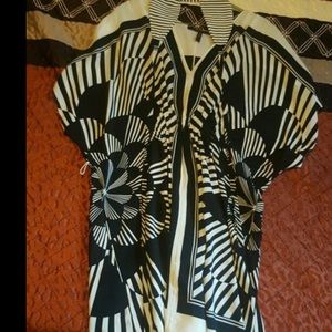 Dress with detachable belt