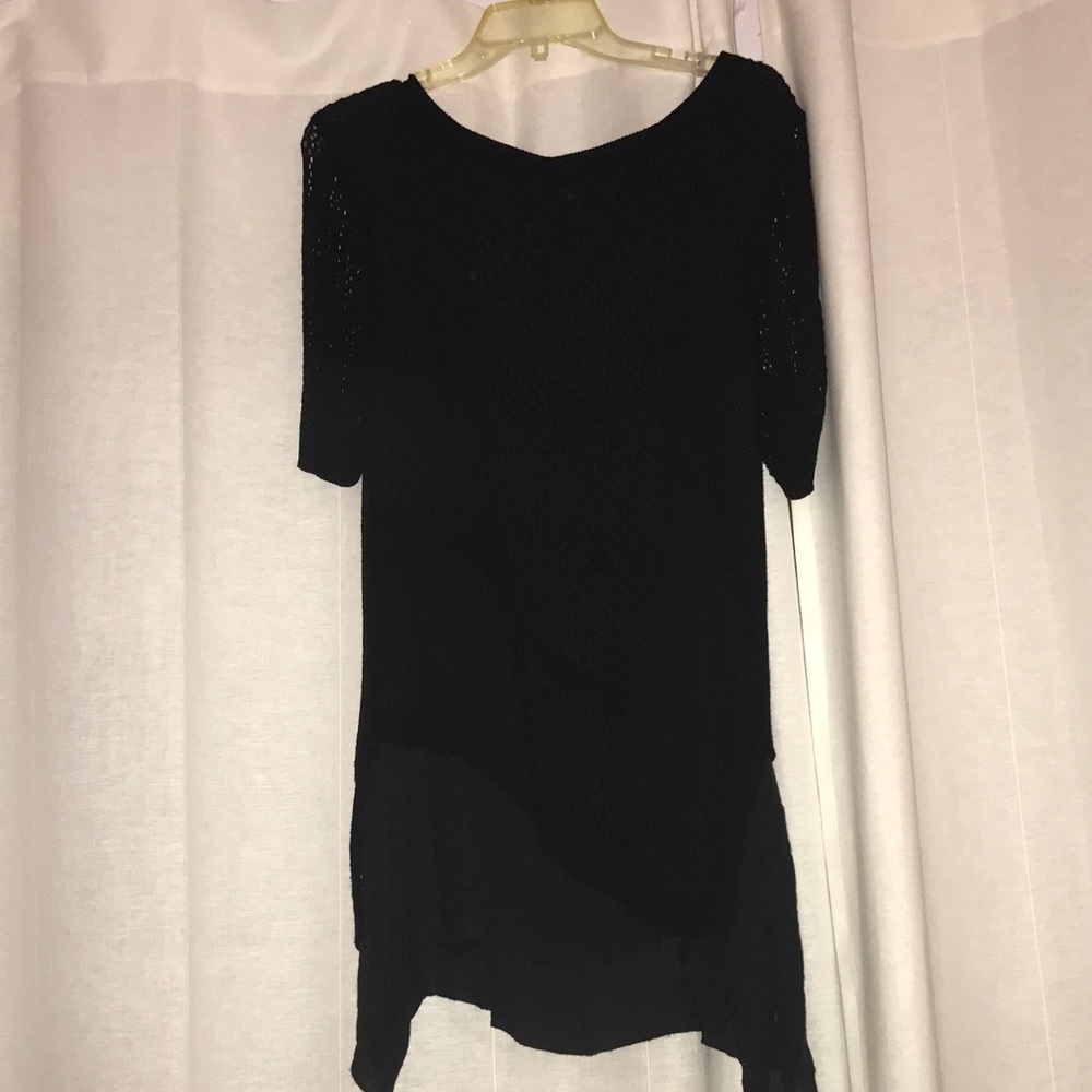 Short sleeve sweater/top
