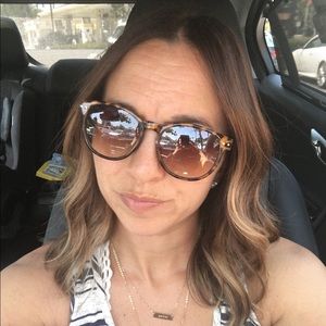 Meet your Posher, Jen