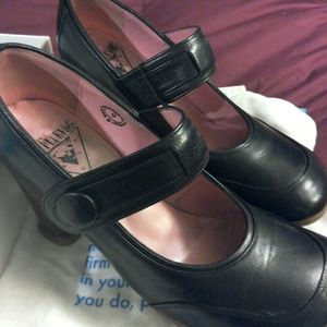 John Fluevog Soprano Button Mary Janes - Katia