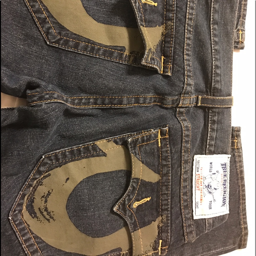 Men's True Religion dark wash jeans