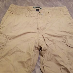 Gap cargo shorts